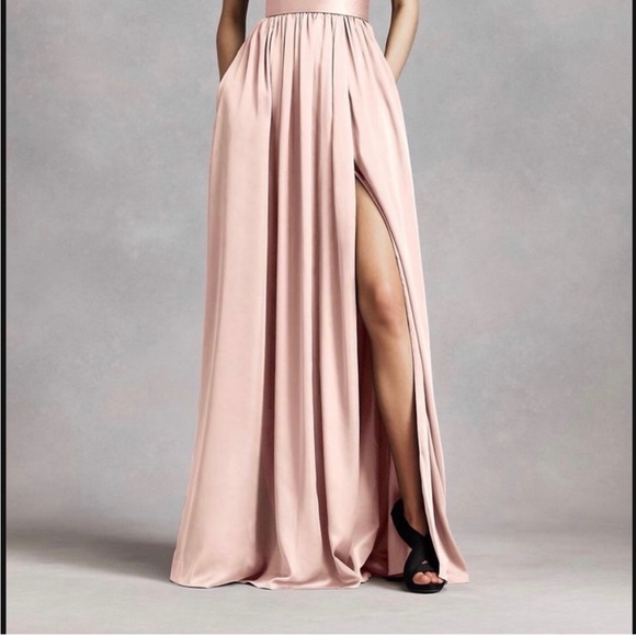 Brand new with tags, Vera Wang V-neck halter gown with sash in Blush. - Picture 2 of 4